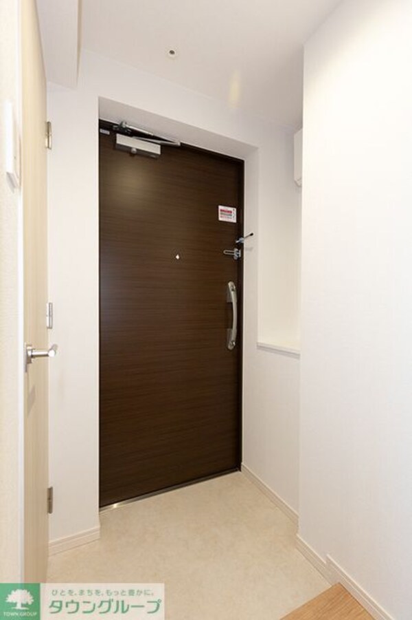 玄関(※写真は同タイプ住戸です。)