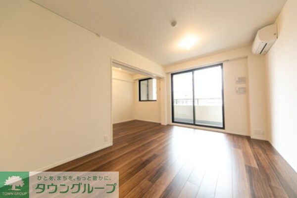 リビング・居室(※写真は同タイプ住戸です。)