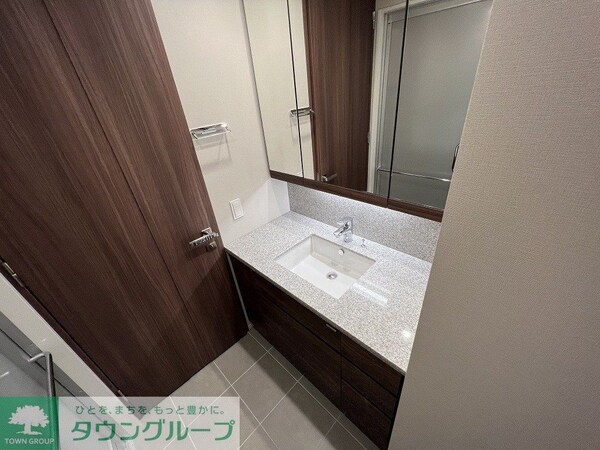洗面(お問合せは(株)タウンハウジングレジデンス事業部　赤坂店・…)