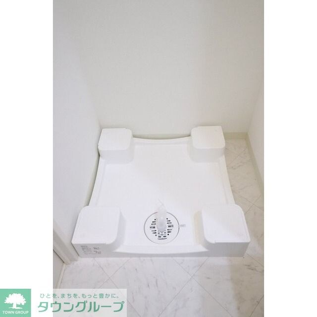 物件内観写真13　(洗濯機置場)