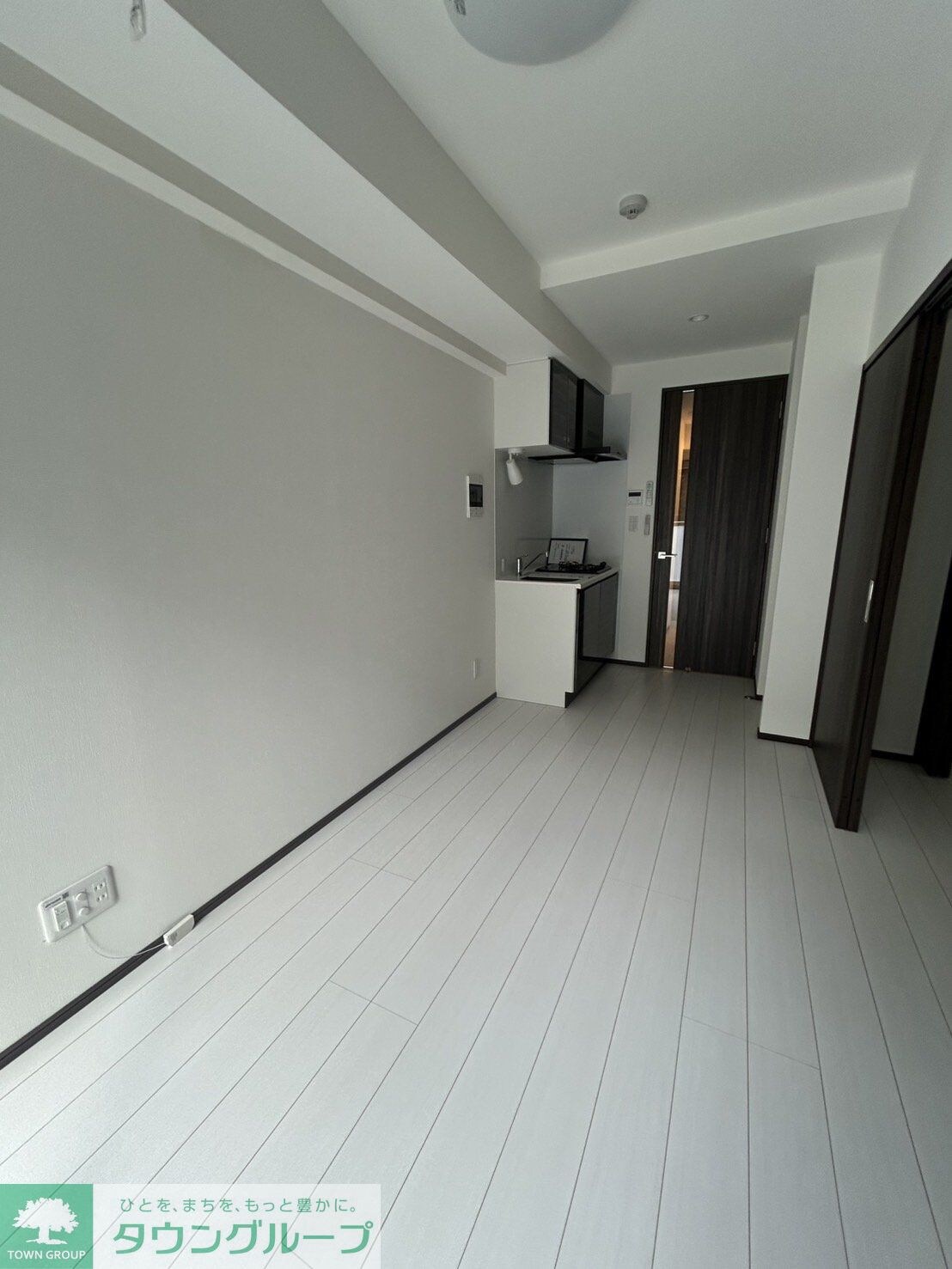 物件内観写真5　(リビング/居室)