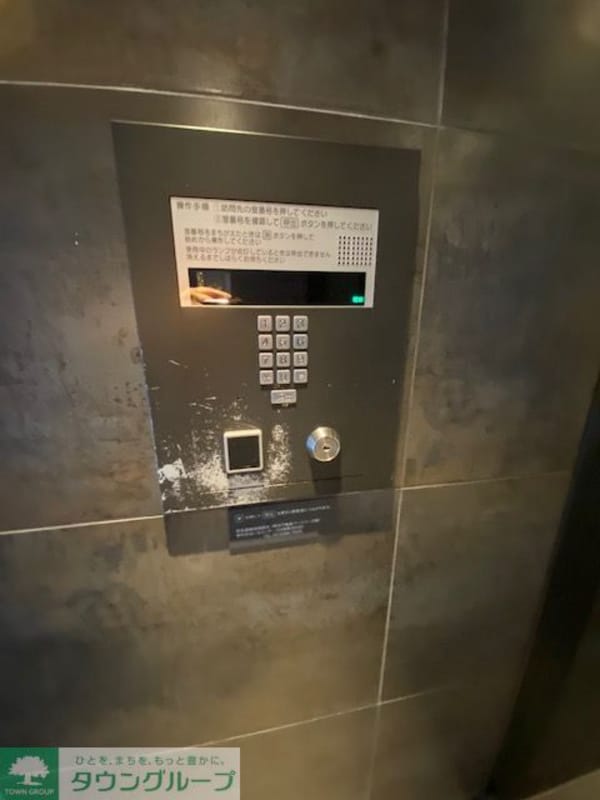 共有部分(オートロック　※参考写真)