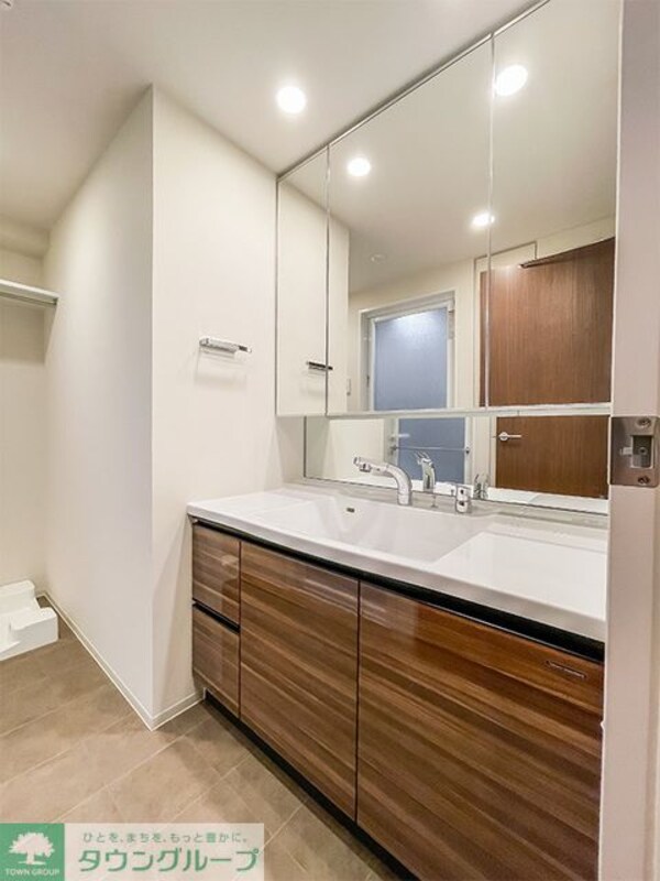 洗面(※写真は同タイプ住戸です。)