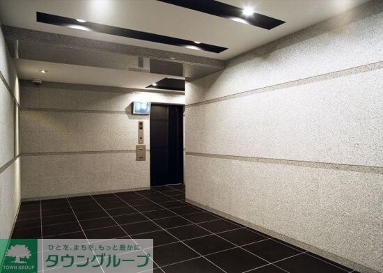 物件内観写真18　(エントランス)