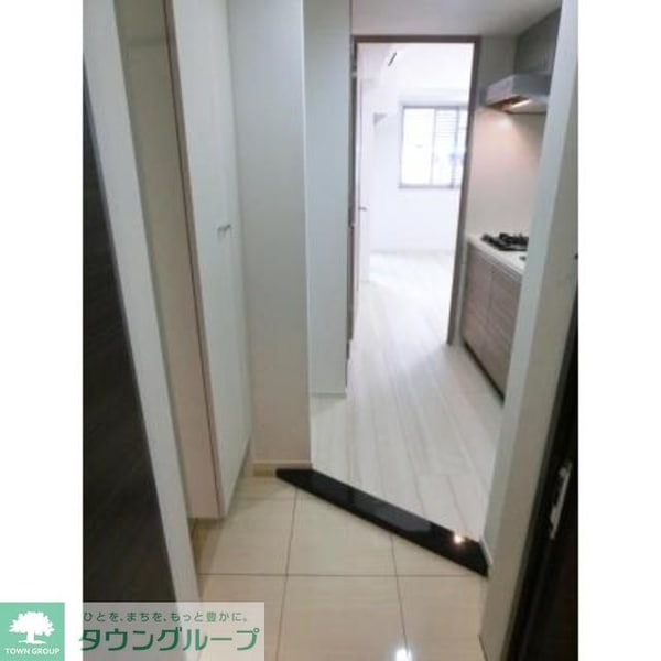 玄関(※写真は同タイプ住戸です。)