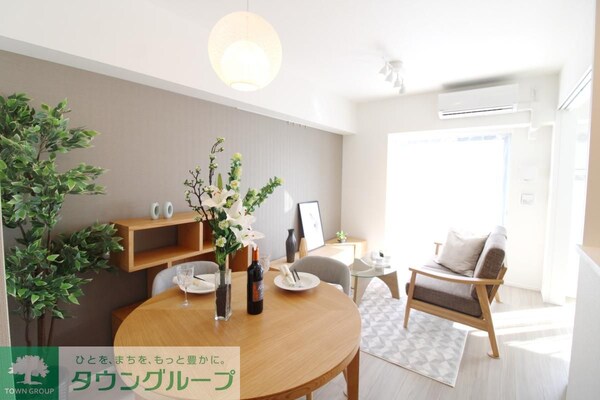リビング・居室(モデルルーム仕様です)