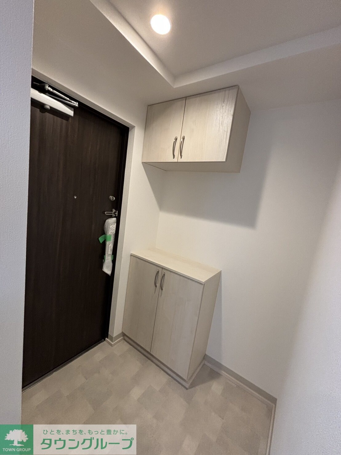 物件内観写真19　(玄関)