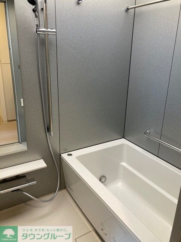 バス／シャワールーム等(※写真は同タイプ住戸です。)