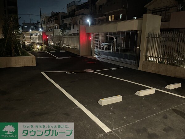 駐車場(駐車場)