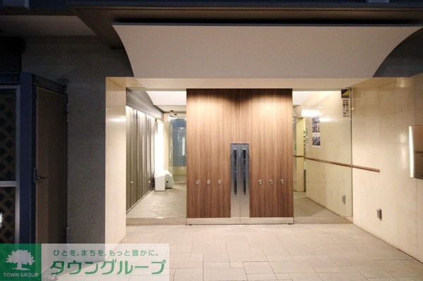 エントランス(エントランス)