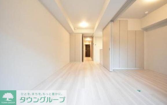 物件内観写真4　(リビング/居室)