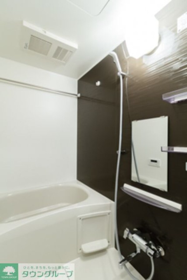 バス／シャワールーム等(※写真は同タイプ住戸です。)
