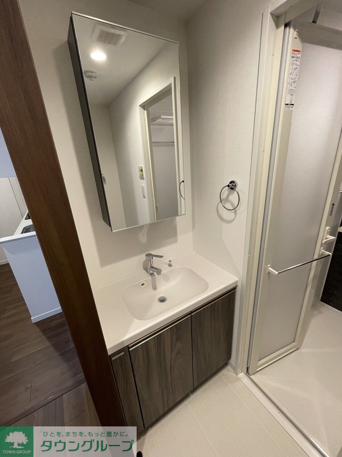 物件内観写真9　(洗面)