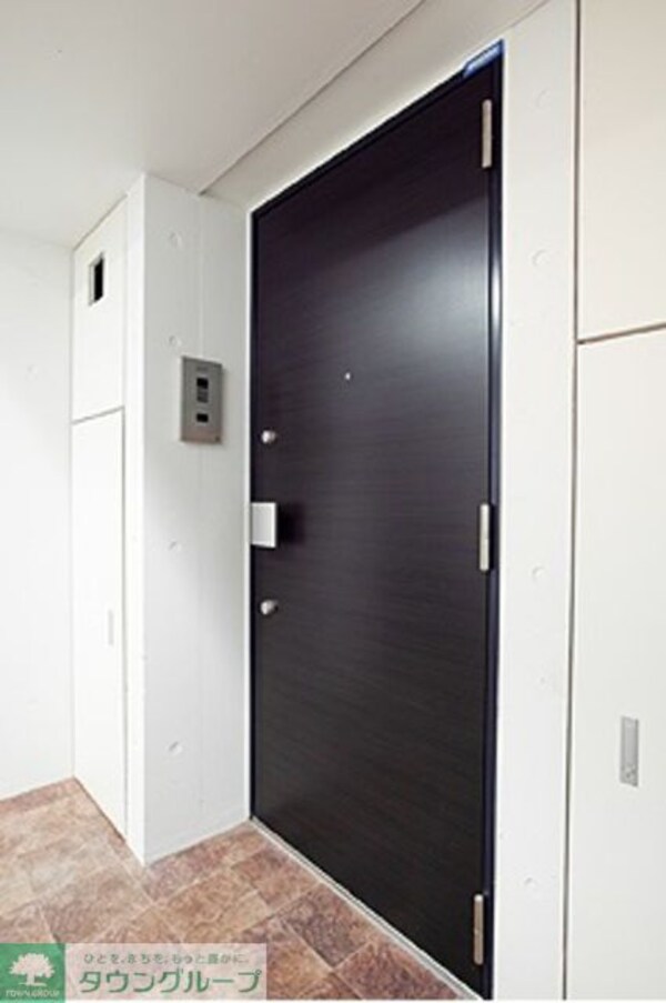 玄関(※写真は同タイプ住戸です。)