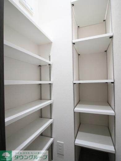 物件内観写真9　(収納)