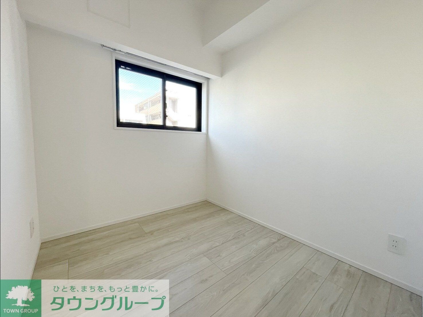 物件内観写真10　(リビング/居室)