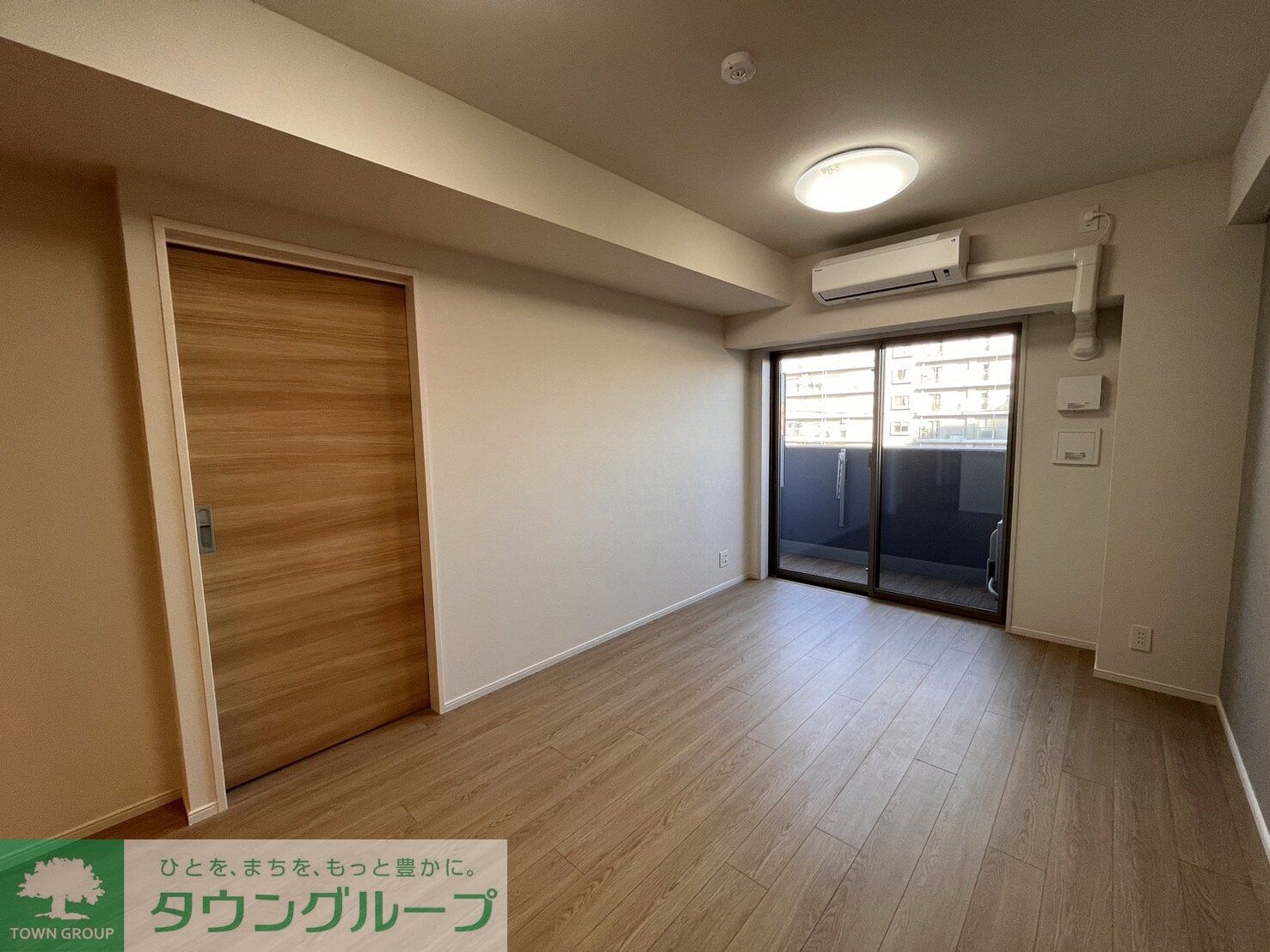 物件内観写真9　(リビング/居室)