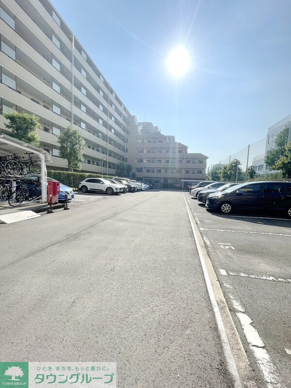 駐車場(駐車場)