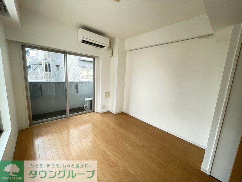 物件内観写真23　(リビング/居室)