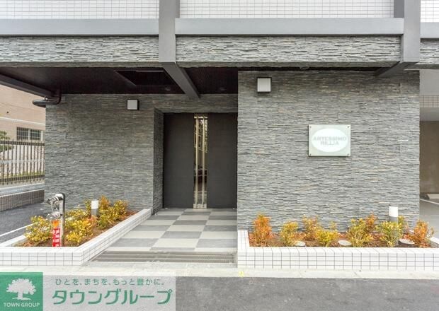 物件内観写真12　(エントランス)