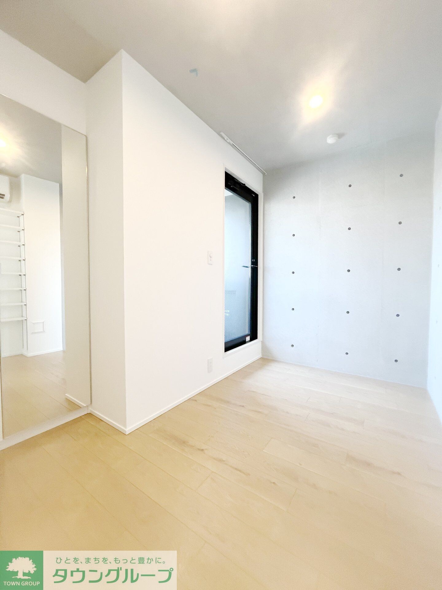 物件内観写真32　(リビング/居室)