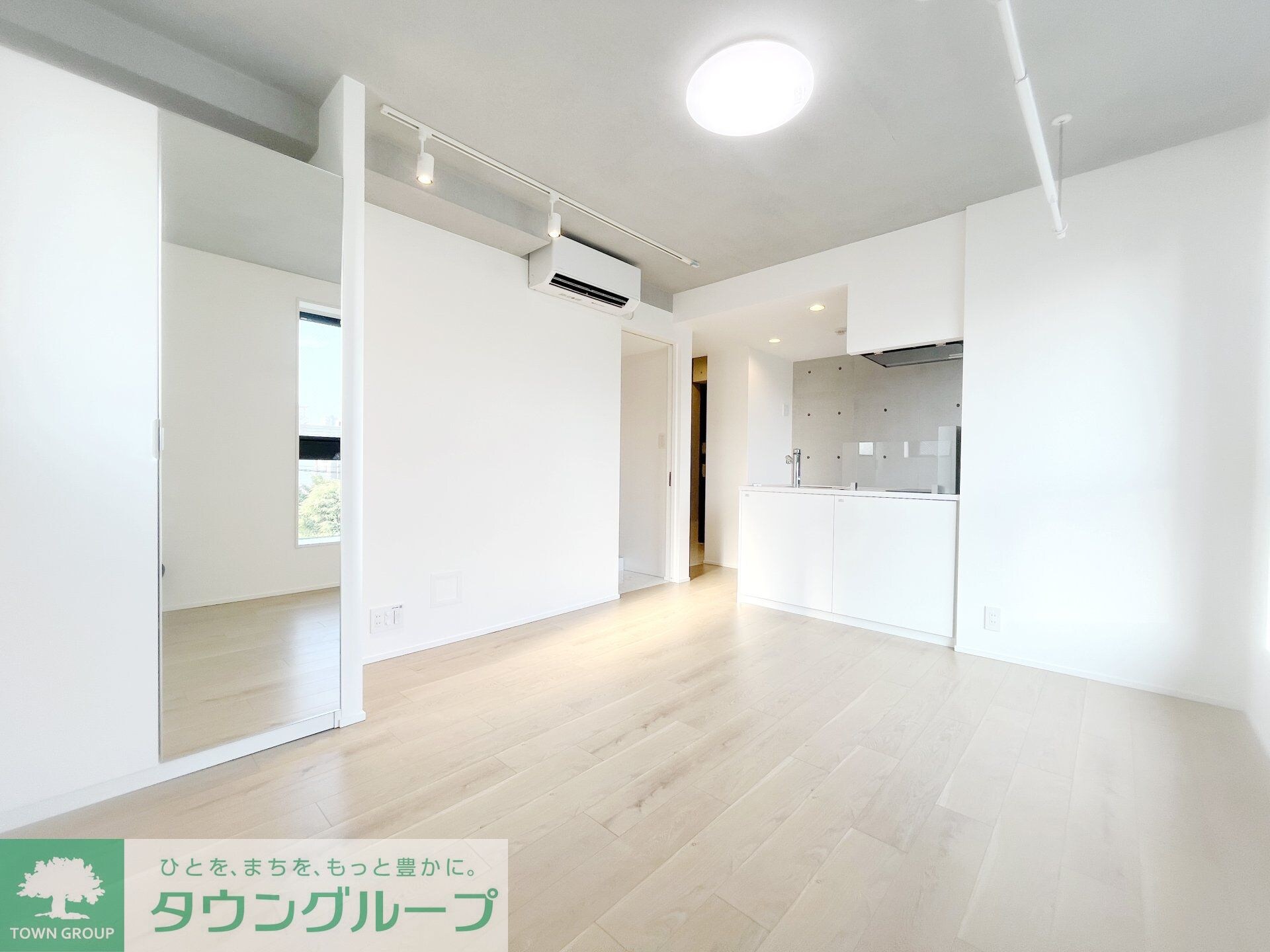 物件内観写真14　(リビング/居室)