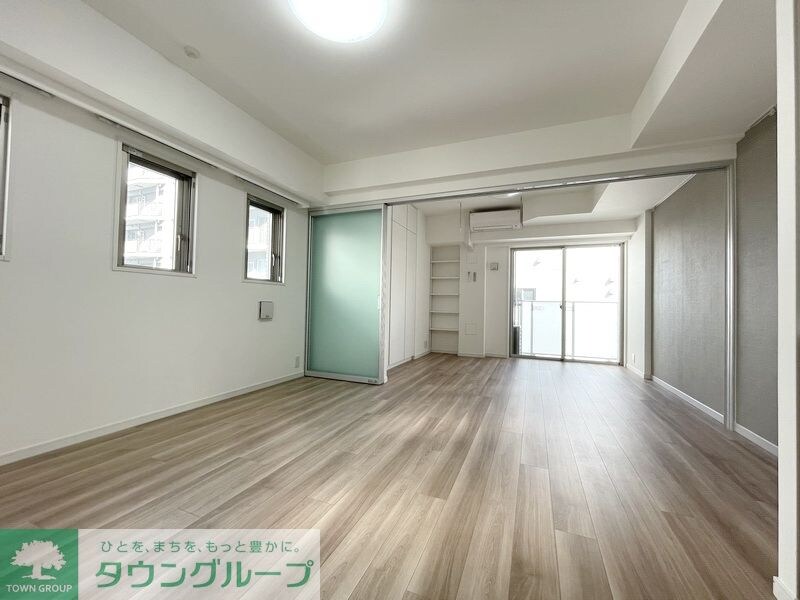 物件内観写真17　(リビング/居室)