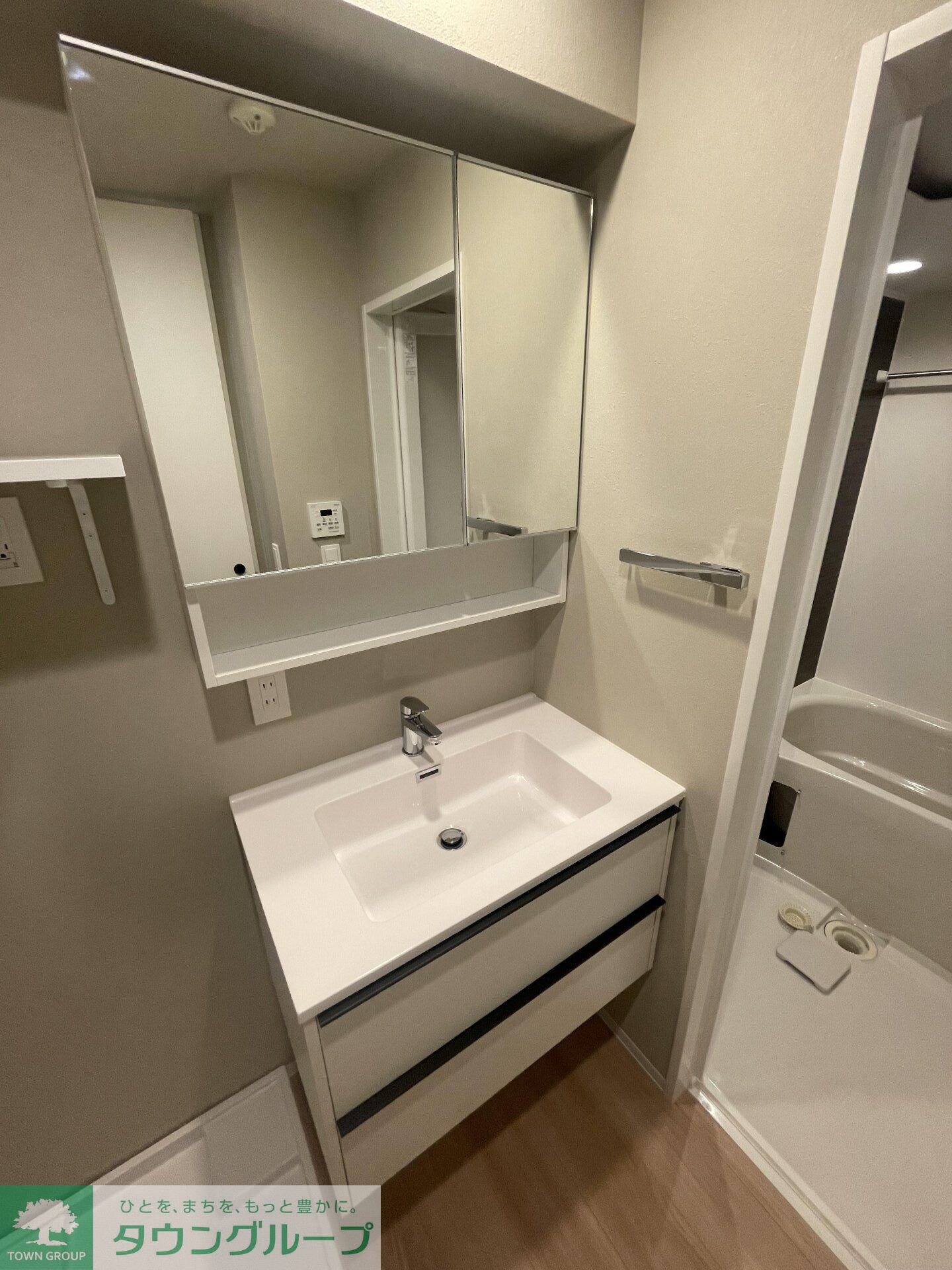 物件内観写真6　(洗面)