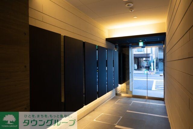 物件内観写真16　(サブエントランス)