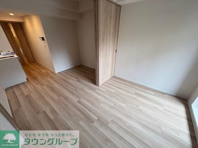 物件内観写真2　(収納)