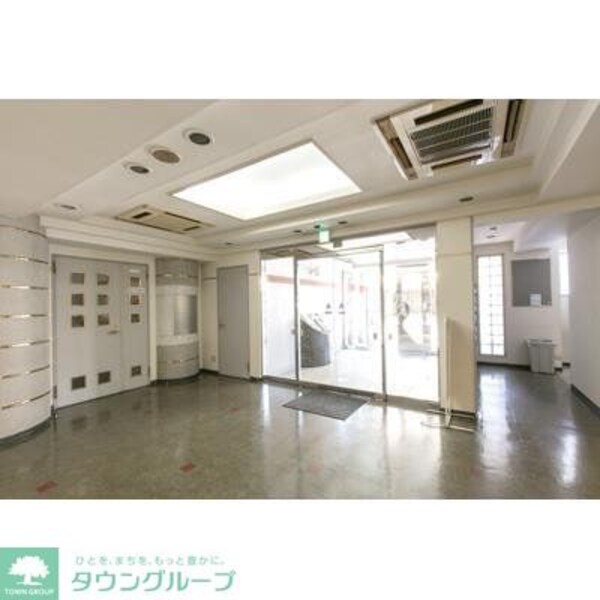 エントランス(リビング/居室)