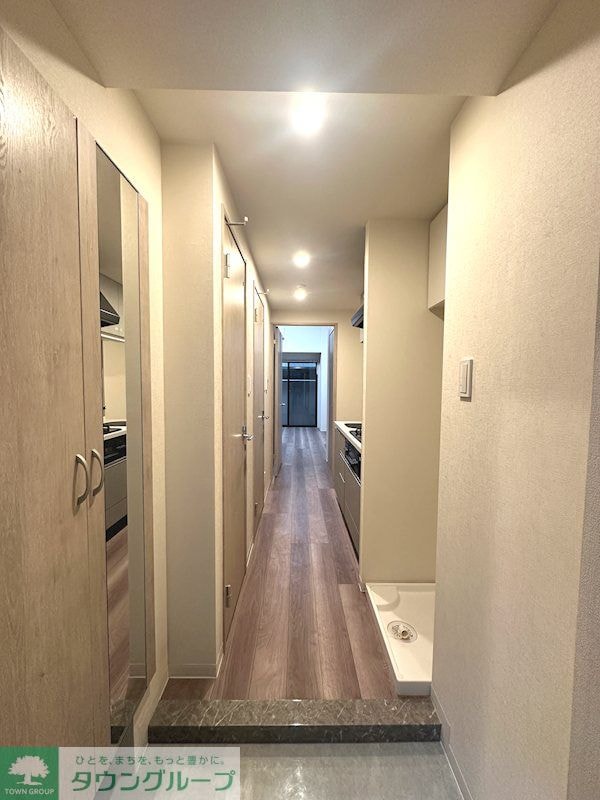 玄関(※同タイプの別部屋の画像です)