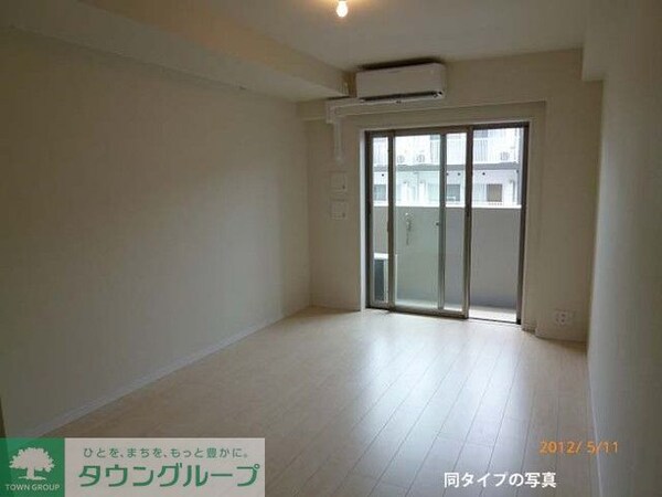 リビング・居室(同タイプ写真　※現況優先)