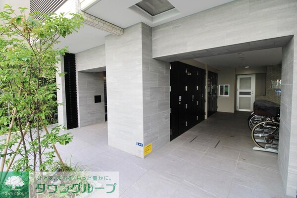 エントランス(エントランス)