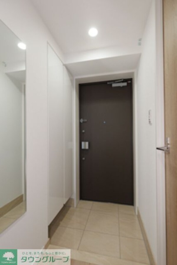 玄関(※写真は同タイプ住戸です。)