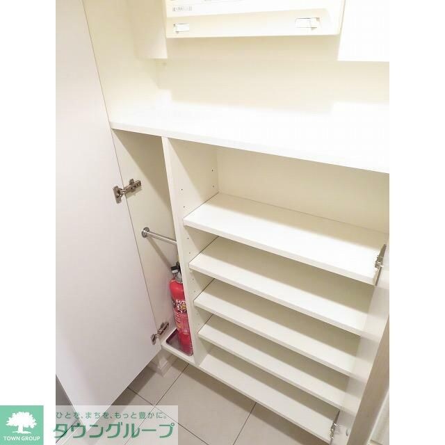 物件内観写真11　(収納)