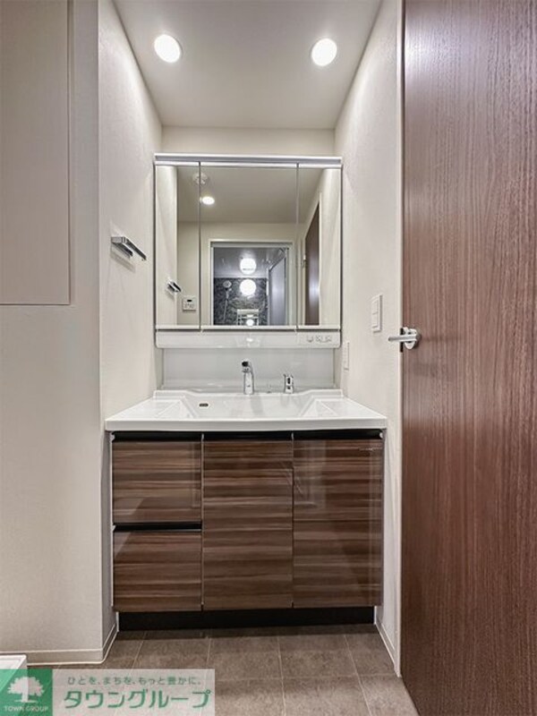 洗面(※写真は同タイプ住戸です。)