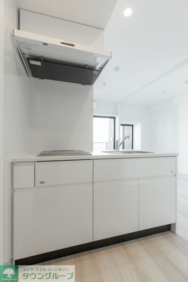 キッチン(Bタイプ2022年12月撮影 同タイプ1002号室の写真で…)