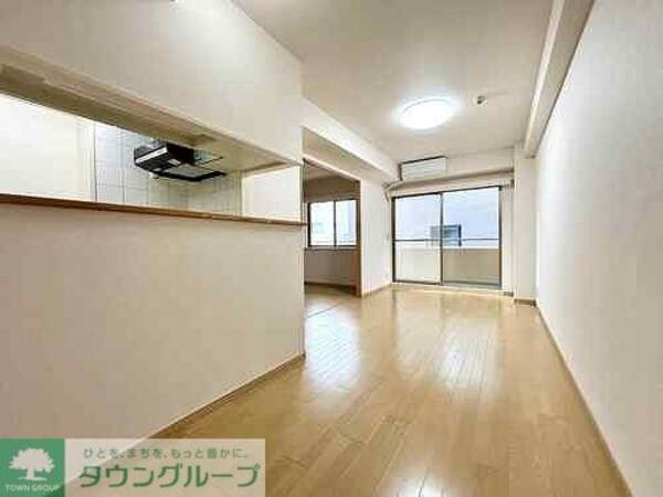 リビング・居室(リビング・ダイニング・キッチン１２.５畳)