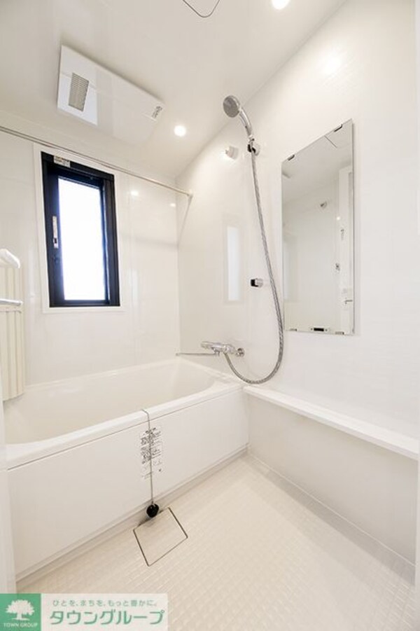 バス／シャワールーム等(※写真は同タイプ住戸です。)
