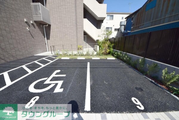 駐車場(駐車場)