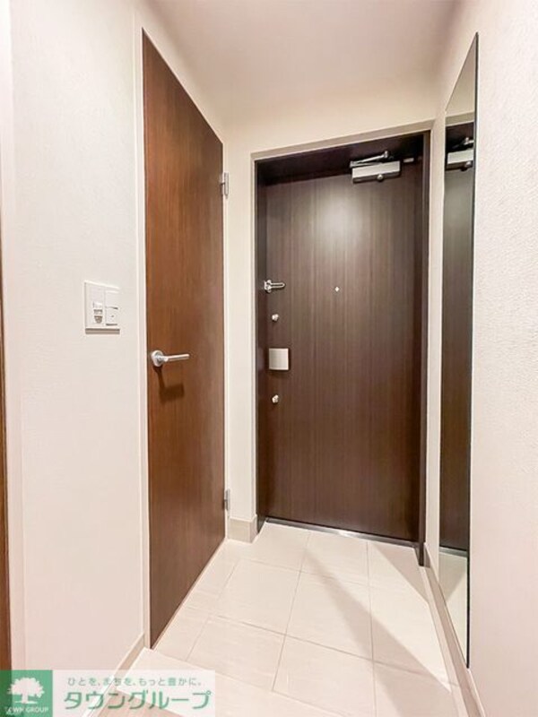 玄関(※写真は同タイプ住戸です。)