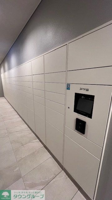 物件内観写真10　(宅配ボックス)