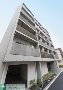 エストゥルース両国の外観写真