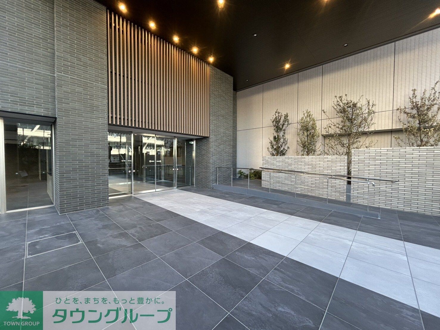 エントランス(エントランス)