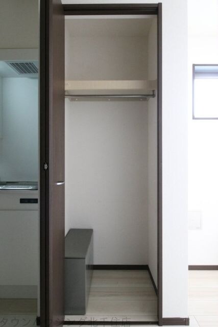 物件内観写真9　(クローゼット)