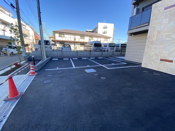 駐車場(駐車場)