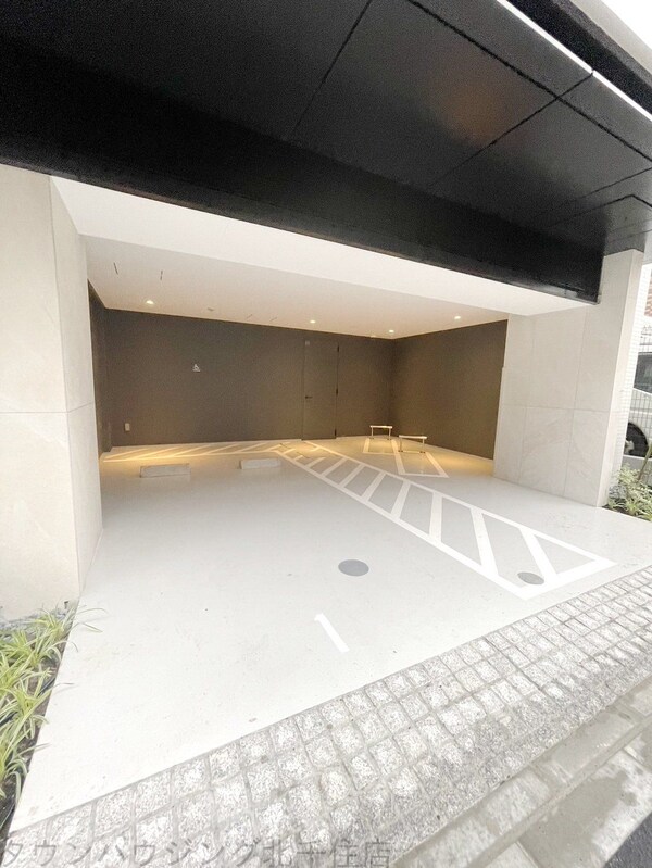 駐車場(玄関)