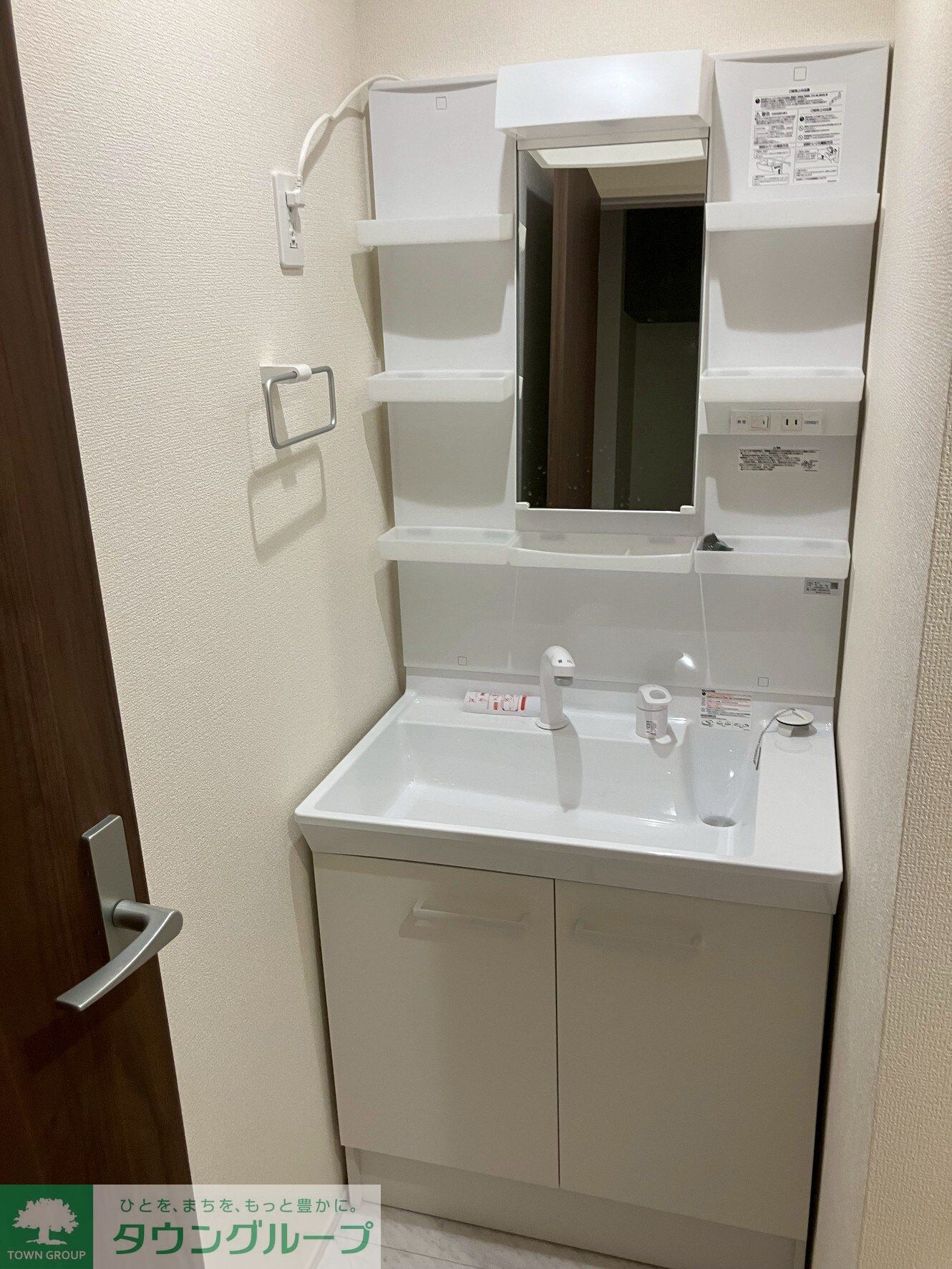 物件内観写真7　(洗面)