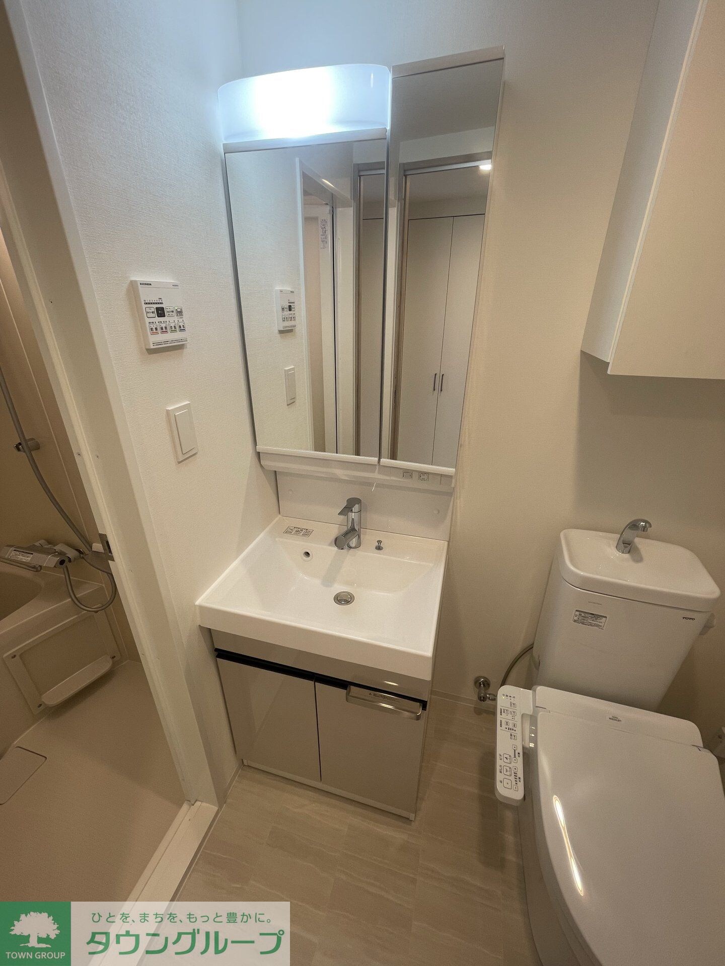 物件内観写真11　(洗面)